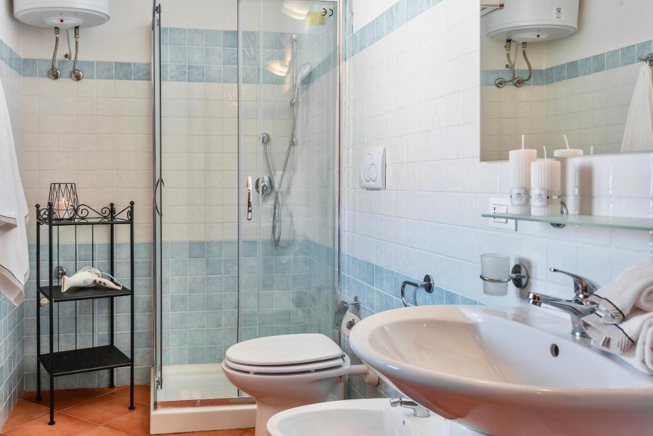 Apartments With Swimming Pool In Santa Teresa Di Gallura Ngoại thất bức ảnh
