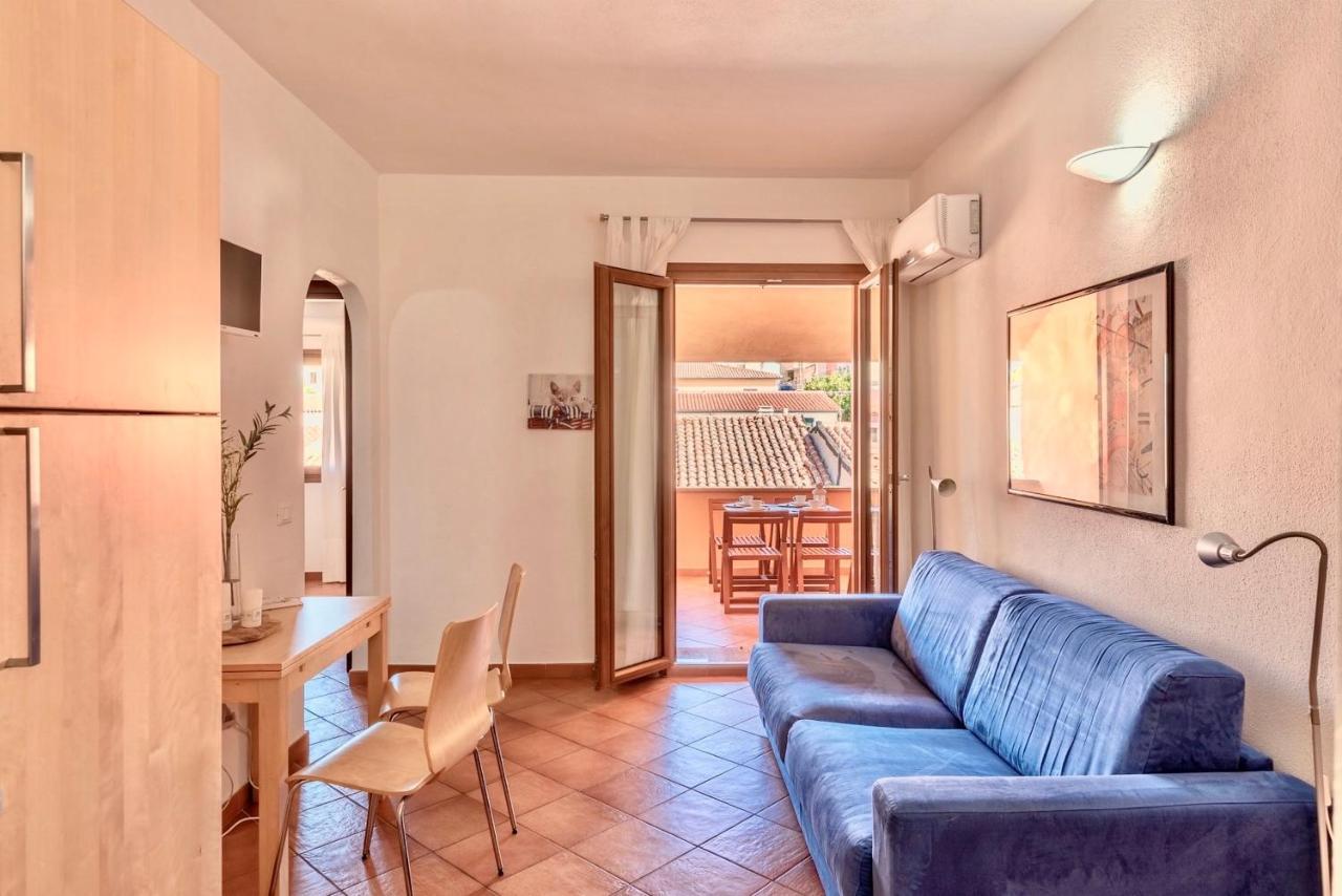Apartments With Swimming Pool In Santa Teresa Di Gallura Ngoại thất bức ảnh