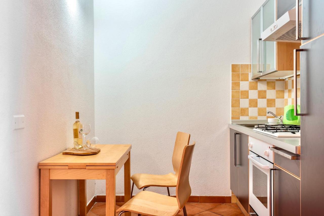 Apartments With Swimming Pool In Santa Teresa Di Gallura Ngoại thất bức ảnh